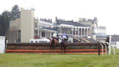 Horse racing at Ludlow 